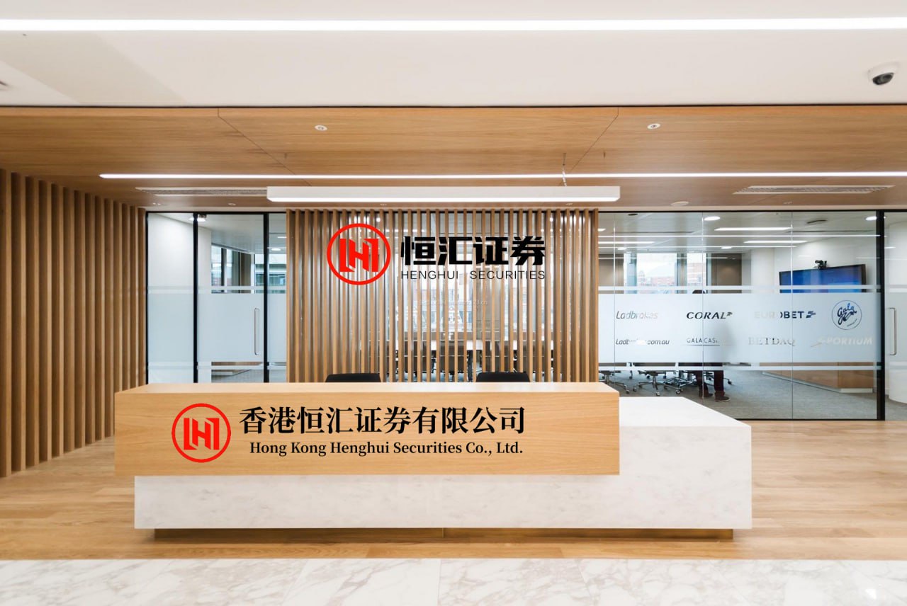 盛康优配 斯诺克英格兰公开赛最新战况：16强冠军PK，中国球员出战外战